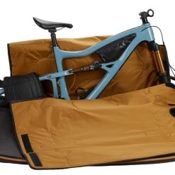 RACKS, CASES & STANDS Thule RoundTrip MTB Bike Case